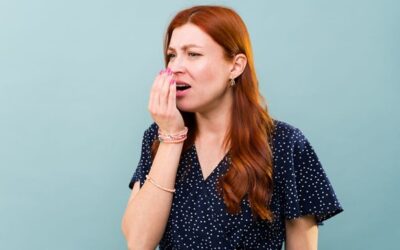 Mit jelez a kellemetlen lehelet? A halitózis fogászati okai és megoldásai